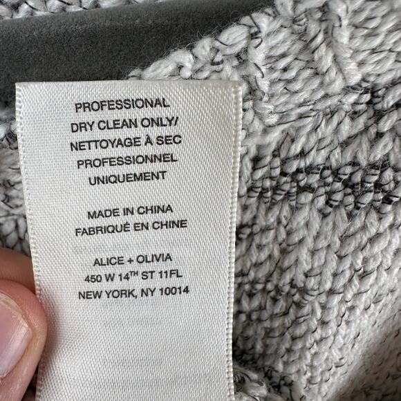 Alice + Olivia Knit Sweater Size S Gray Marled Round Neck Wool Blend Pullover - Picture 7 of 10